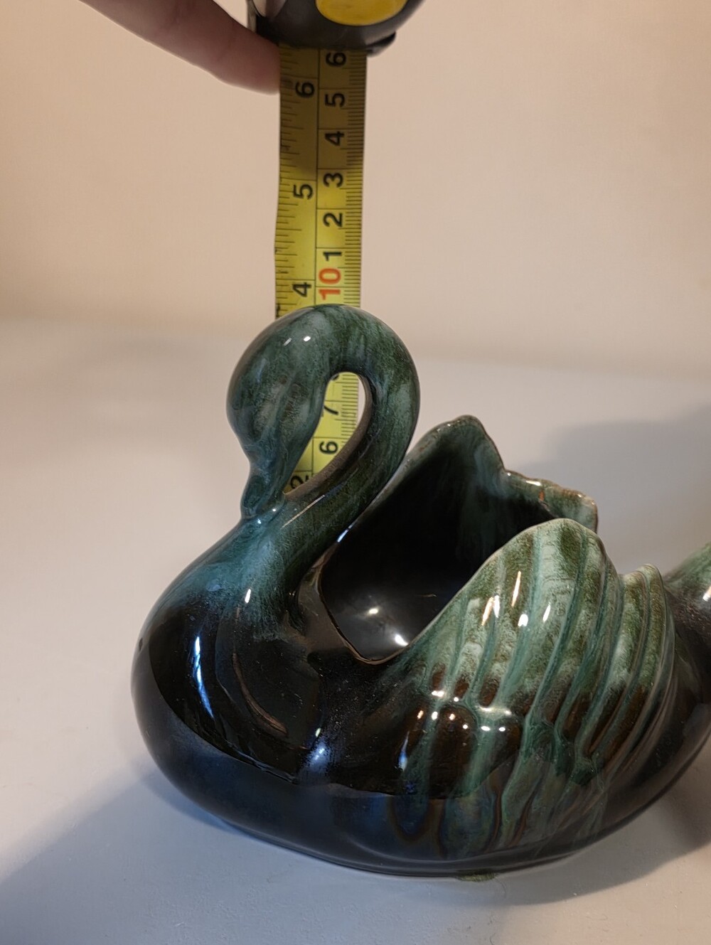 Vintage Blue Mountain Pottery Swans - Picture 6 of 9